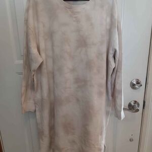 Old Navy Tan/White Sweatshirt Dress
